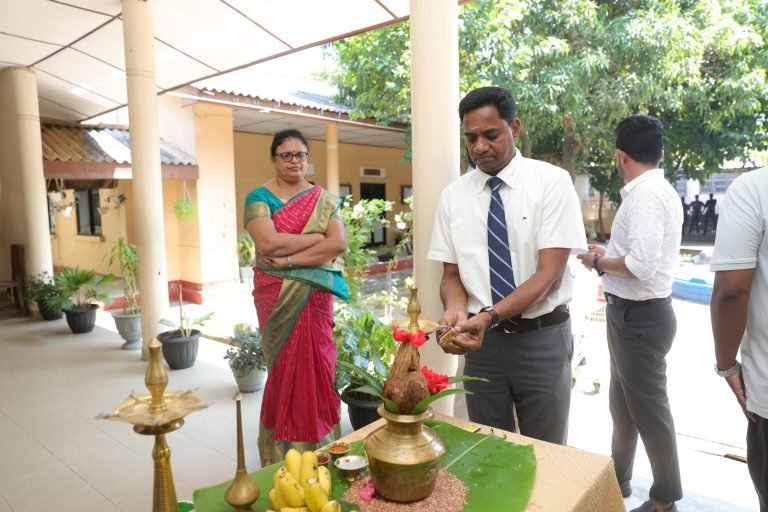 நேற்றைய தினம் வைத்தியசாலையில் நடைபெற்ற சித்திரை தமிழ் சிங்கள புத்தாண்டு நிகழ்வுகள்