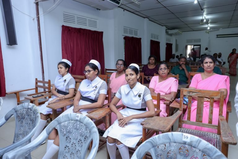 நேற்றைய தினம் எமது வைத்தியசாலைக்கு சுகாதார அமைச்சர் நளிந்த ஜயதிஸ்ஸ வருகைதந்தார்